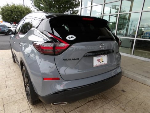 Certified 2024 Nissan Murano SV w/ SV Midnight Edition Package image 5