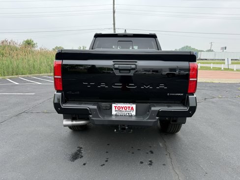 New 2025 Toyota Tacoma TRD Off-Road w/ TRD Off Road Upgrade Package image 5