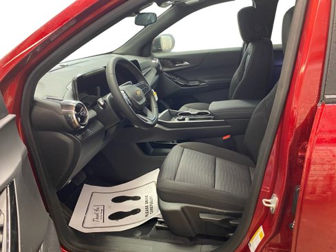 New 2026 Chevrolet Equinox LT image 9