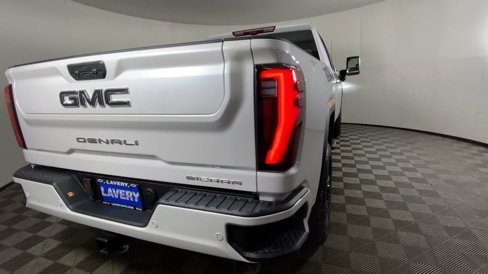 New 2025 GMC Sierra 2500 Denali Ultimate image 10