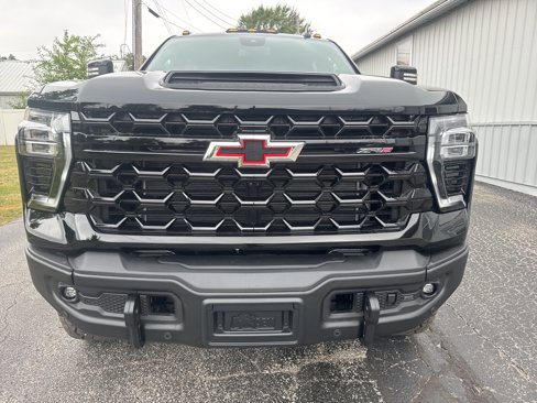 New 2025 Chevrolet Silverado 2500 ZR2 w/ ZR2 Bison Edition image 2