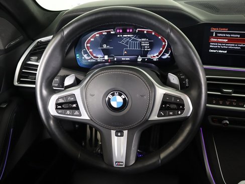 Used 2022 BMW X7 M50i image 50