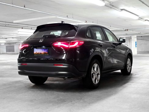 Certified 2023 Honda HR-V LX image 6