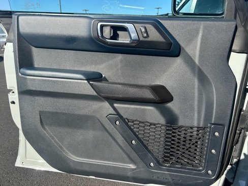 Used 2024 Ford Bronco Outer Banks image 22