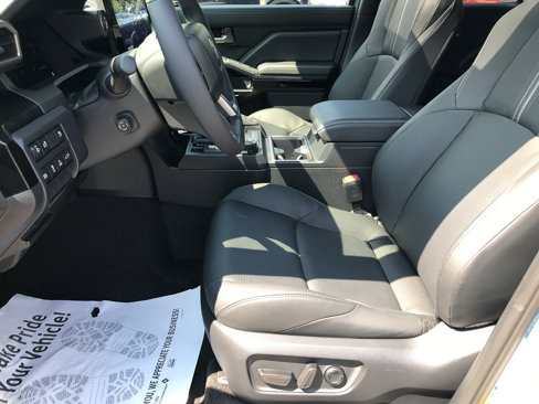 New 2025 Toyota 4Runner Limited image 25