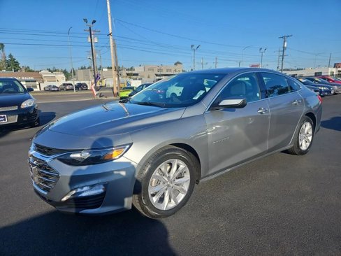 Used 2023 Chevrolet Malibu LT image 3