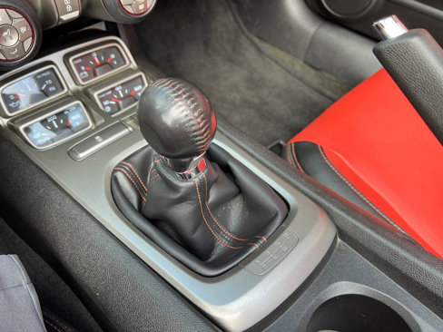 Used 2011 Chevrolet Camaro SS image 28