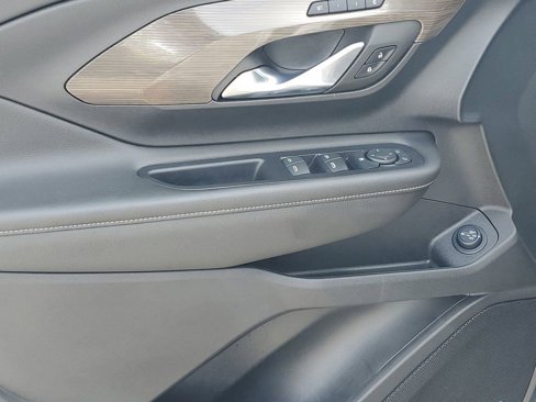 Used 2023 GMC Terrain Denali w/ LPO, Floor Liner Package image 43