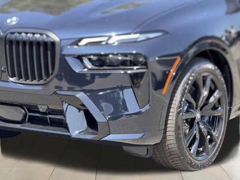 New 2026 BMW X7 xDrive40i w/ M Sport Package image 11