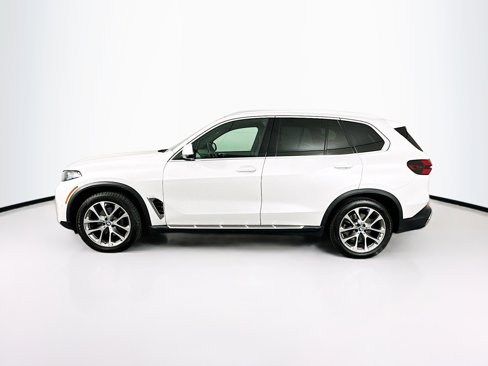 Used 2024 BMW X5 xDrive40i image 4