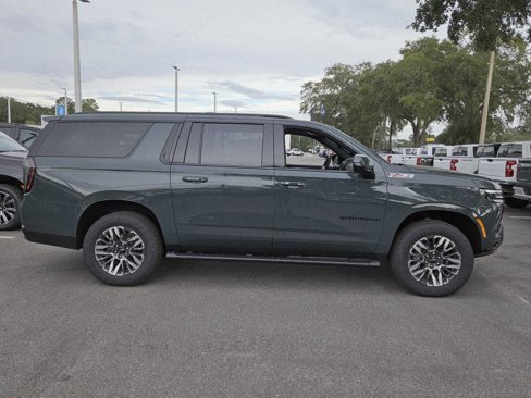 New 2026 Chevrolet Suburban Z71 image 7