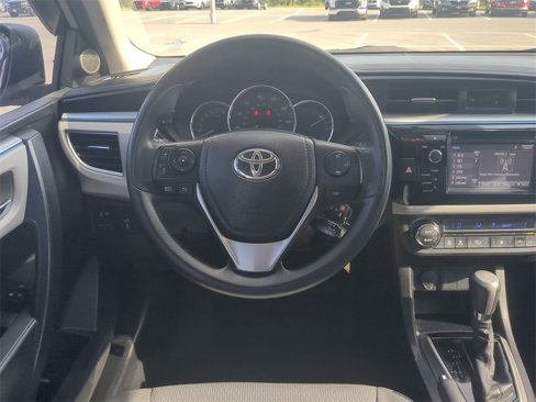 Used 2015 Toyota Corolla LE image 15