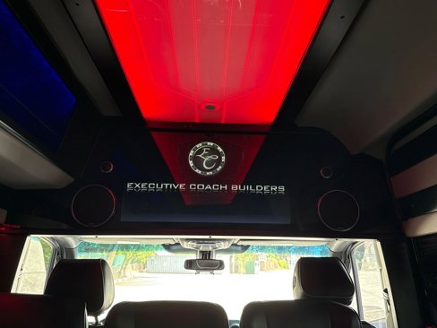 Used 2023 Mercedes-Benz Sprinter 3500 image 37