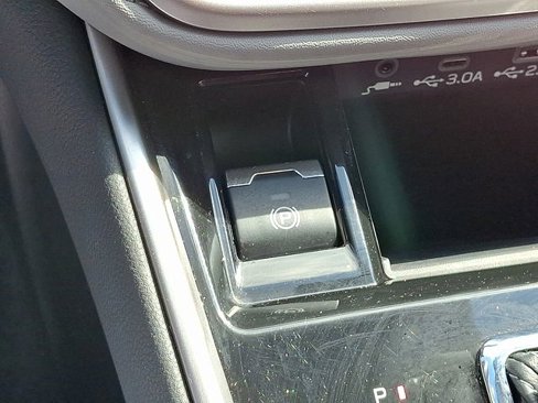 Used 2025 Subaru Outback Premium w/ Popular Package #1A image 30