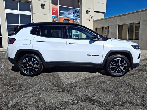 Used 2024 Jeep Compass Limited image 26