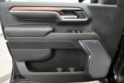 Used 2024 GMC Sierra 2500 Denali w/ Denali Reserve Package image 13
