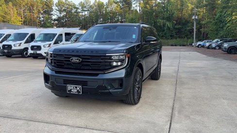 New 2025 Ford Expedition Platinum image 2