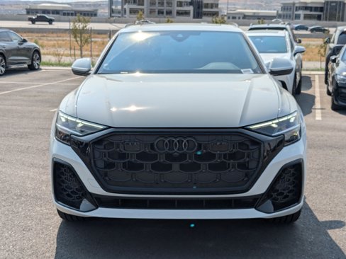 New 2025 Audi Q8 Premium Plus image 8