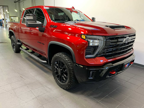 Used 2025 Chevrolet Silverado 2500 LTZ w/ LTZ Plus Package image 2