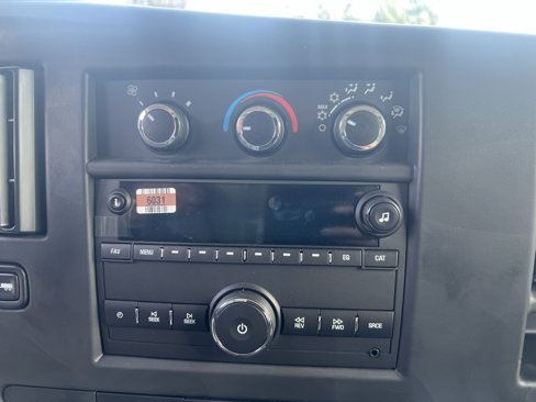 New 2025 Chevrolet Express 3500 w/ Power Convenience Package image 28