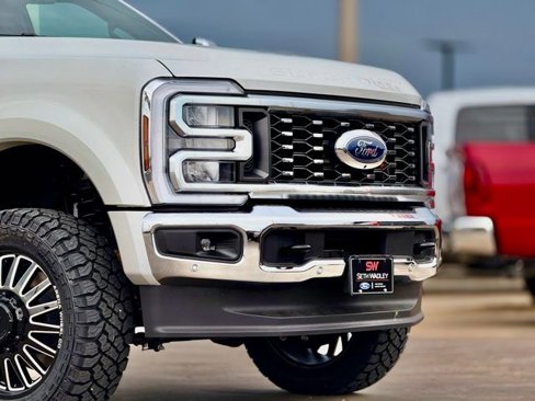 Used 2026 Ford F450 King Ranch w/ Chrome Package image 8
