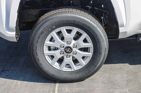 New 2025 Toyota Tacoma SR5 image 12