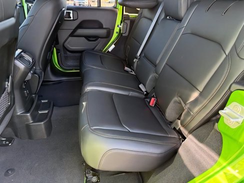 New 2025 Jeep Wrangler Unlimited Rubicon 392 image 22