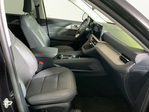 New 2025 Ford Explorer Active w/ Active Comfort Package image 35