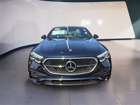 New 2026 Mercedes-Benz E 350 4MATIC Sedan image 5
