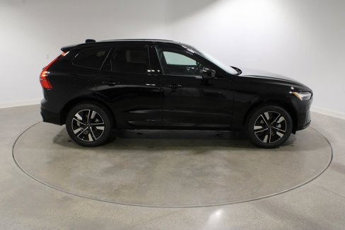 New 2026 Volvo XC60 B5 Core w/ Protection Package Premier image 6