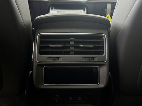 New 2025 Audi Q8 Premium Plus image 27