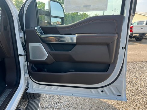 New 2025 Ford F250 King Ranch w/ Chrome Package image 22