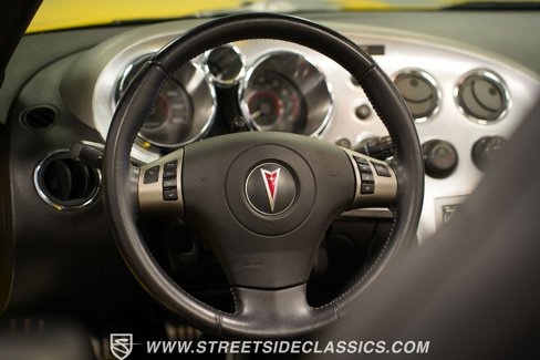 Used 2007 Pontiac Solstice GXP w/ Premium Package image 39