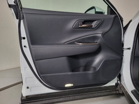 Used 2025 Toyota Crown Platinum image 29