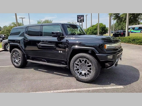 New 2025 GMC Hummer EV 3X image 30