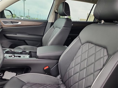 New 2025 Volkswagen Atlas SEL Premium R-Line image 14