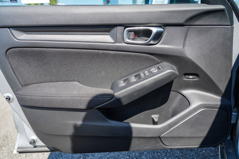 Certified 2025 Honda Civic LX image 26
