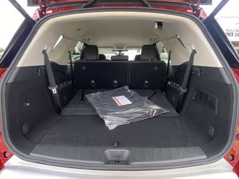 New 2025 Nissan Pathfinder SL image 11