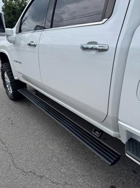 Used 2021 Chevrolet Silverado 2500 High Country w/ Technology Package image 9