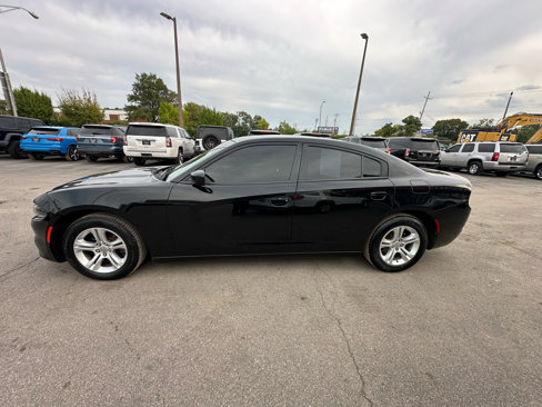 Used 2020 Dodge Charger SXT w/ Leather Interior Group image 6