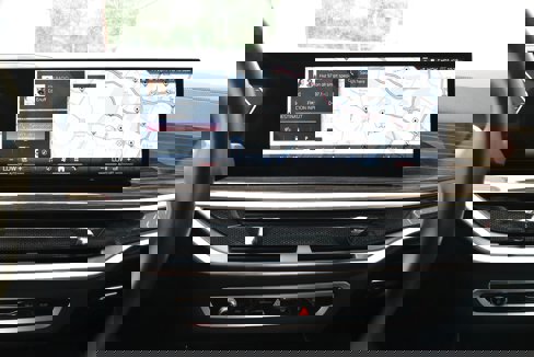 Used 2024 BMW X7 xDrive40i image 33