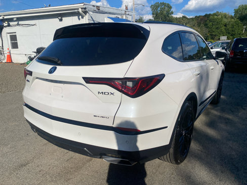 Used 2025 Acura MDX A-Spec image 7