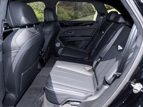 New 2025 Bentley Bentayga image 40