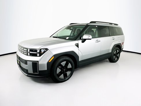 Used 2025 Hyundai Santa Fe SEL image 3