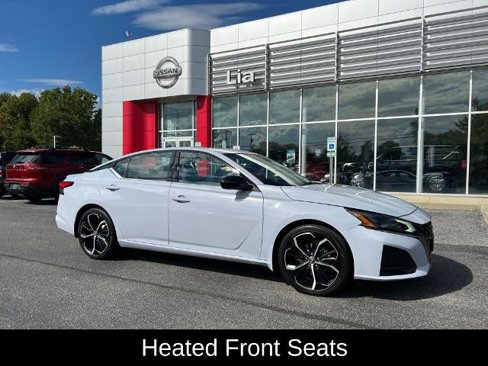 Certified 2023 Nissan Altima 2.5 SR w/ SR Premium Package image 17