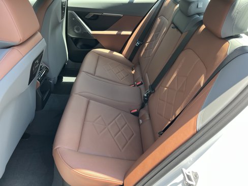 New 2026 BMW i5 eDrive40 w/ M Sport Package image 19