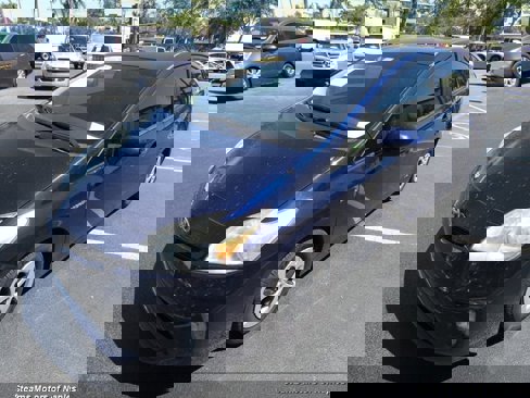 Used 2015 Toyota Prius Two image 3
