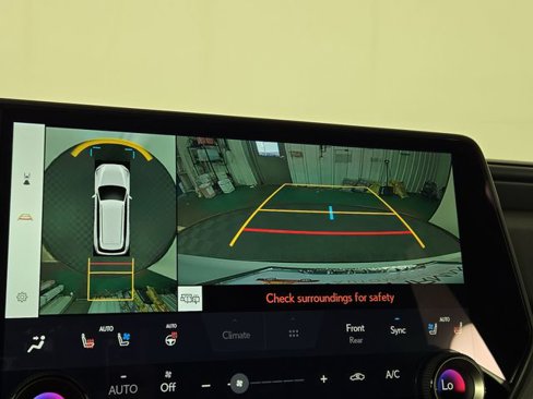 New 2026 Lexus TX 500h AWD image 18