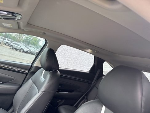 Used 2022 Hyundai Tucson Limited image 10