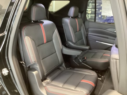 New 2026 Chevrolet Traverse RS image 32